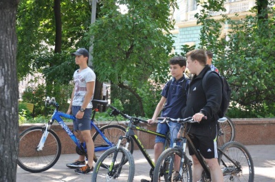 У Чернівцях стартував велопробіг за здоровий спосіб життя (ФОТО)