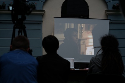 Близько сотні кіноманів у Чернівцях цілу ніч дивились українські фільми (ФОТО)