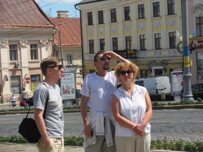 Туристичний бум у Чернівцях: у вихідні місто заполонили тисячі гостей (ФОТО)