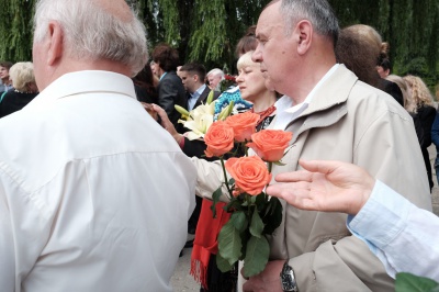Родичі і побратими згадали Назарія Яремчука біля його могили в Чернівцях (ФОТО)