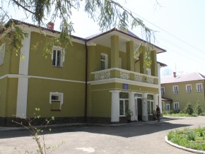На Буковині реконструюють протитуберкульозний диспансер На Буковині реконструюють протитуберкульозний диспансер