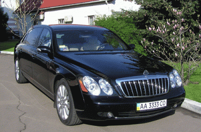 У Чернівцях перший власник VIP-авто сплатив транспортний податок