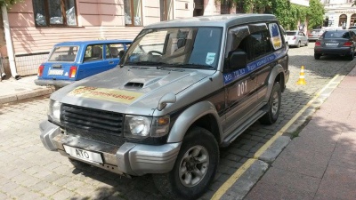 З Чернівців відправлять перший автомобіль для центру визволення полонених в АТО (ФОТО)
