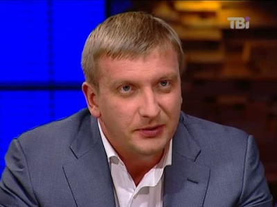 Міністр-буковинець Петренко має зарплату 6 тисяч гривень