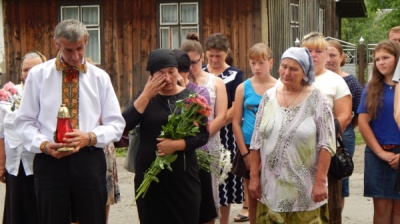 Ще одному бійцю з Буковини, що загинув в АТО, відкрили меморіальну дошку