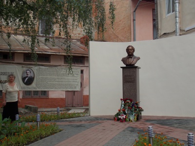 У Чернівцях відкрили пам’ятник першому бургомістру (ФОТО)