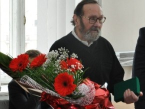 Буковинський поет видав поему за Євангелієм Буковинський поет видав поему за Євангелієм