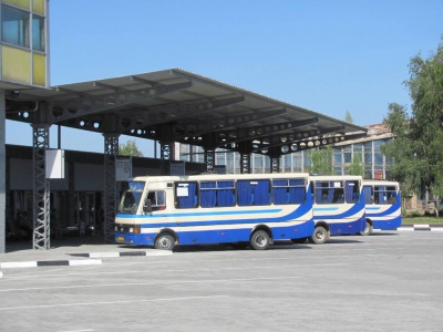 Керівник нового вокзалу в Чернівцях обіцяє, що "шанхаю" на автостанції не буде (ФОТО)