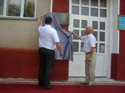 На Буковині відкрили меморіальну дошку загиблому в АТО Герою