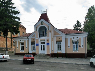 Мандрівник розповів про 7 ратуш на Буковині, які йому припали до душі (ФОТО)