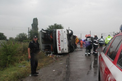 У Румунії знову перекинувся туристичний автобус - є жертви