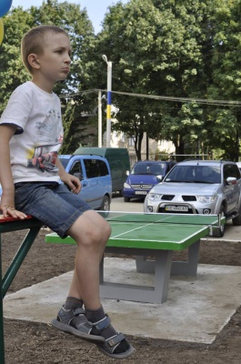 У Чернівцях у дворах будуть тенісні столи