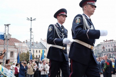 Чернівці відзначають День прапора України (ФОТО)