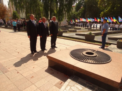 У Вінниці відкрили мультимедійну стелу на честь героїв Небесної Сотні та АТО (ФОТО)