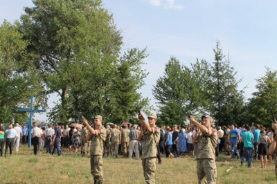 На Буковині поховали Івана Ротаря, який загинув у зоні АТО