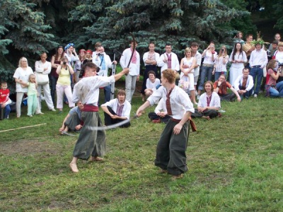 У вихідні в Чернівцях проведуть змагання "Козацькі забави"