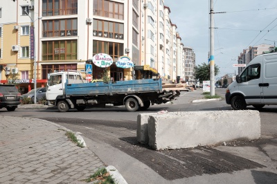 Вулицю Каспрука обіцяють заасфальтувати до кінця тижня (ФОТО)