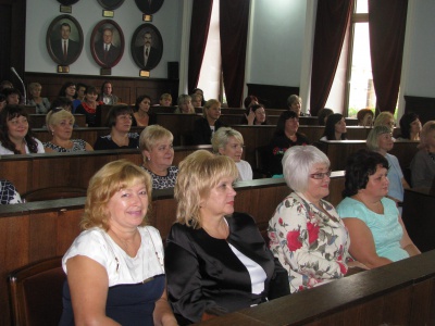 У Чернівцях завідуючу дитсадка нагородили медаллю на славу Чернівців (ФОТО)