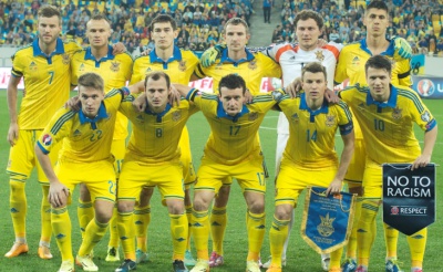Склад української збірної на вирішальні матчі кваліфікації Євро-2016