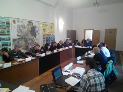 На виборах у Чернівцях зареєстрували всіх 15 кандидатів у мери і 20 партій