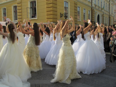 Під час фестивалю "Одруження на Панській" на лікування Богдана Чорнея зібрали майже 17 тисяч гривень