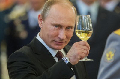 Путін продовжує розповідати росіянам про корисність санкцій