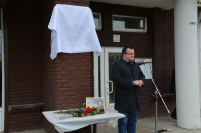 У Чернівцях відкрили пам’ятну дошку Сергію Побережнику, який торік загинув в АТО (ФОТО)