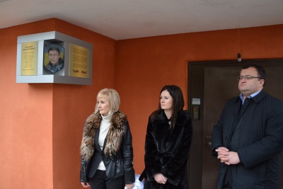 У Чернівцях встановили меморіальну дошку бійцю, котрий загинув в АТО (ФОТО)