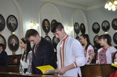 У Чернівецькій міськраді сесію провели учні (ФОТО)