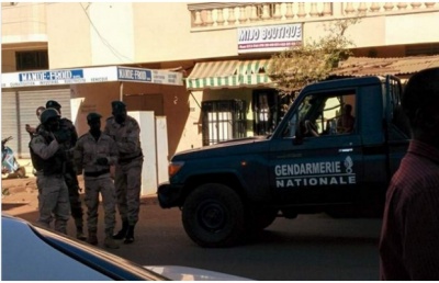 У столиці Малі, під час штурму готелю, звільнили 80 заручників 