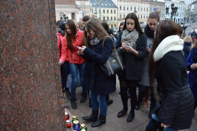 У Чернівцях відзначають День Гідності та Свободи (ФОТО)