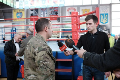 У Чернівцях стартував боксерський турнір на честь захисників України (ФОТО)