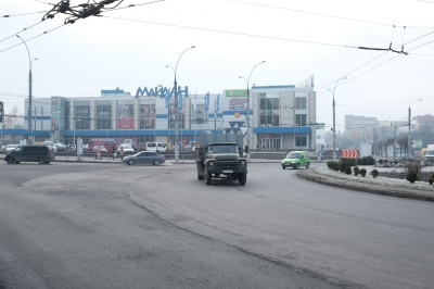 У Чернівцях відремонтували кільце проспекту-Героїв Майдану за 2 мільйона (ФОТО)