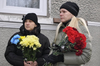 На Буковині поховали кіборга, який захищав Донецький аеропорт (ФОТО)