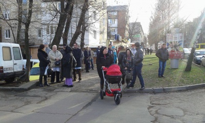 Діагностичний центр у Чернівцях "замінували" - медикам оголосили про негайну евакуацію (ФОТО)