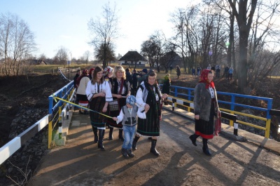 У Красноїльську відкрили новий міст, що з’єднує хутір Тражани з центром селища (ФОТО)