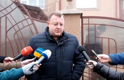 "Район тут досить спокійний", - сільський голова про збройний напад на будинок валютника на Буковині (ВІДЕО)