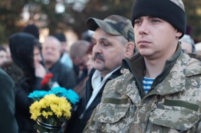 У Чернівцях відкрили пам’ятник загиблим десантникам (ФОТО)