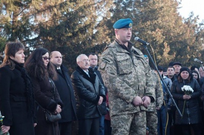 У Чернівцях відкрили пам’ятник загиблим десантникам (ФОТО)