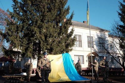 У Чернівцях відкрили пам’ятник загиблим десантникам (ФОТО)