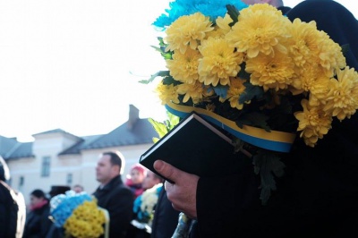 У Чернівцях відкрили пам’ятник загиблим десантникам (ФОТО)