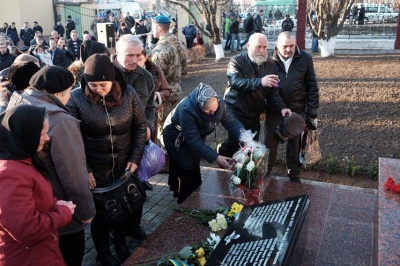 У Чернівцях відкрили пам’ятник загиблим десантникам (ФОТО)