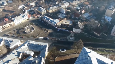 Вражаюче відео: площу Пресвятої Марії у Чернівцях показали з висоти пташиного польоту