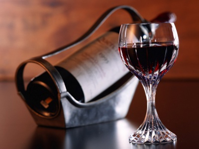 Червоне вино – один із найкорисніших напоїв