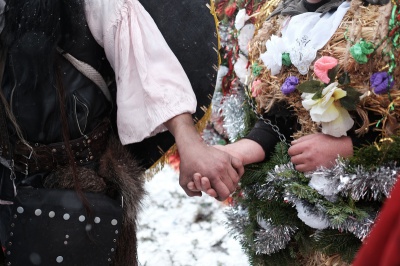 Маланка по-красноїльськи: у селі на Буковині відгуляли знамените свято (ФОТО)