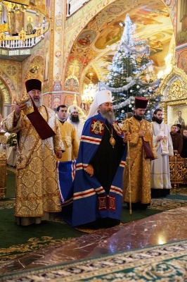 Митрополит Онуфрій провів служби у Чернівцях і Банченах (ФОТО)