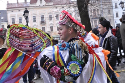 У Чернівцях маланкарі вигукували «Хутін – пуйло!» (ФОТО)