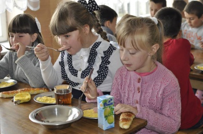 У школах Чернівців безкоштовних сніданків вже немає