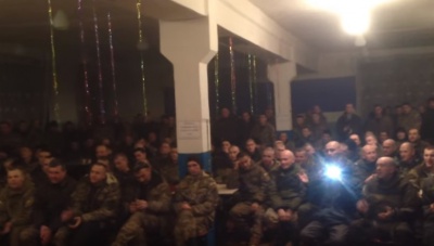 "Я не дозволю нищити мій народ": сотні бійців АТО виконують пісню співачки з Чернівців (ВІДЕО)