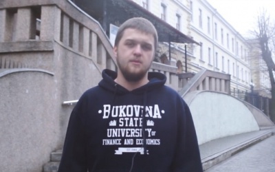 "БДФЕУ, живи!": студенти у Чернівцях зняли відеоролик на захист свого вузу (ВІДЕО)